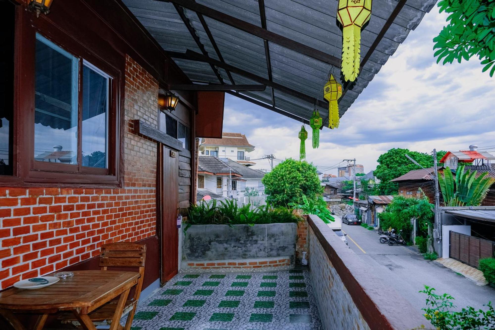 Boutique House Nipha Apartamento Chiang Mai Exterior foto