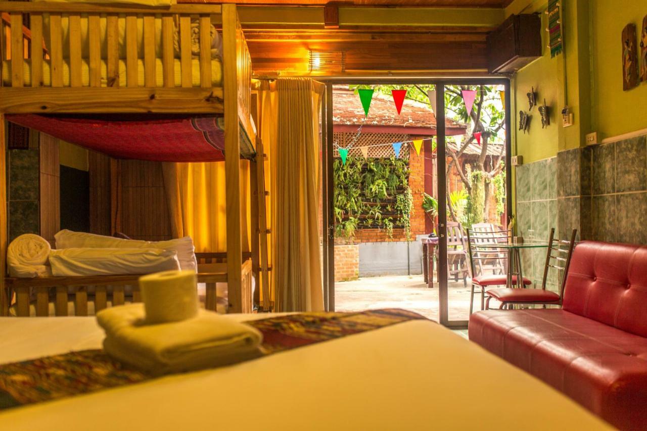 Boutique House Nipha Apartamento Chiang Mai Exterior foto