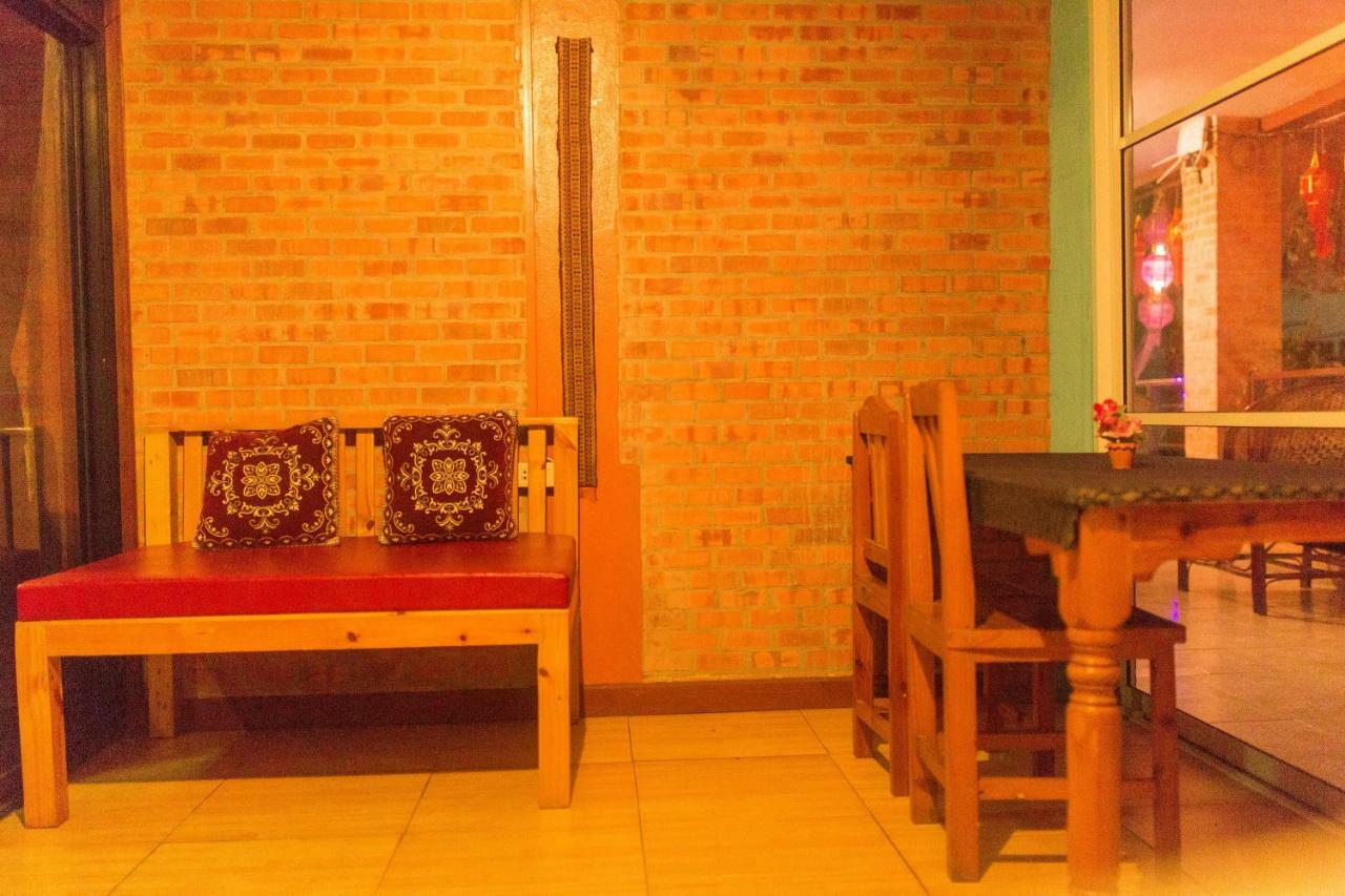 Boutique House Nipha Apartamento Chiang Mai Exterior foto